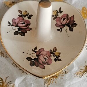 Floral Heart-Shaped Ring Holder